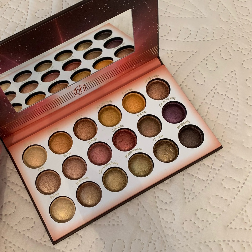 BH solar flare eyeshadow palette